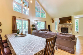 Relaxing Poconos Cabin for Outdoorsy Families!